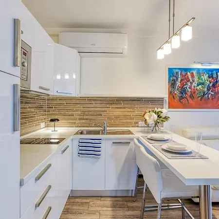 Stylish 1bedroom In The Heart Of St Julians 101 San Julián
